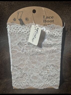 True & Co. White Lace Boot Cuff